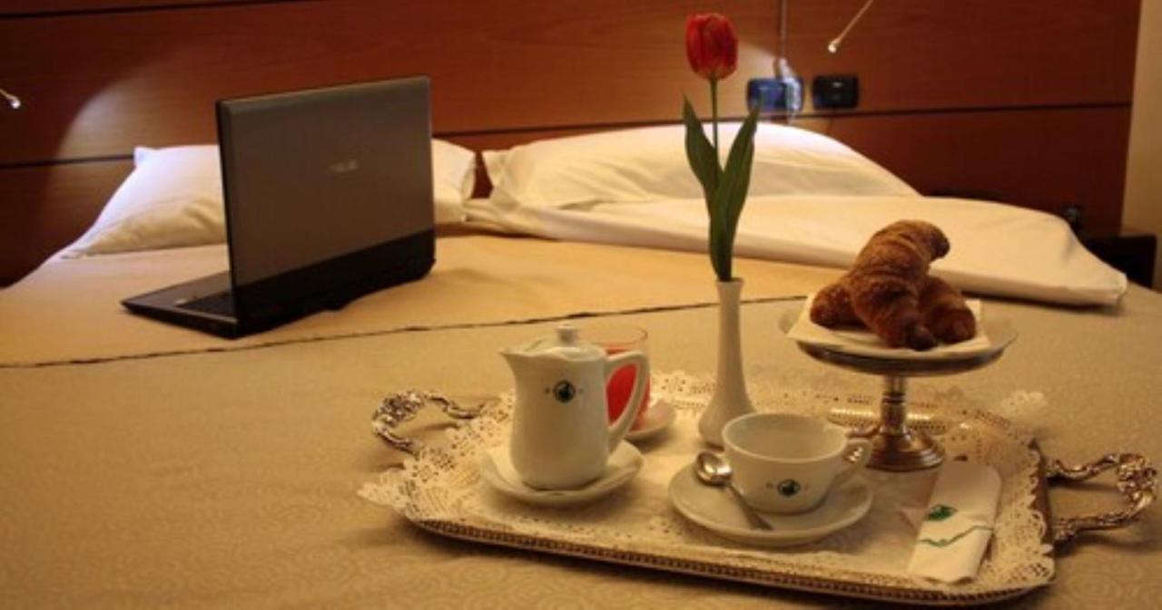 Best Western Hotel Dei Cavalieri Barletta Eksteriør bilde